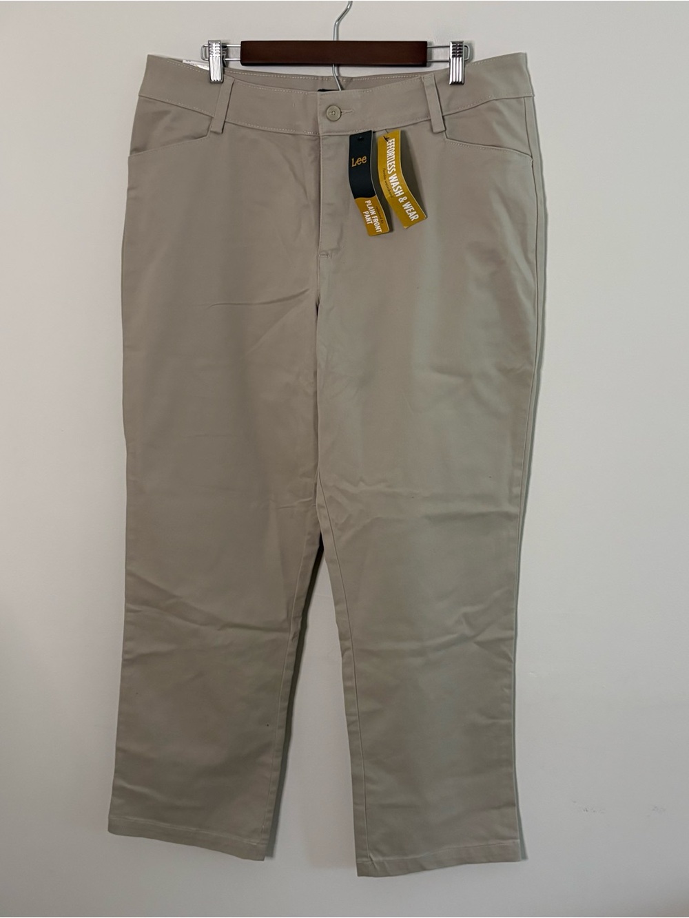 New Lee Women’s Khaki Pants 18 Sahara Straight 30” Work School Fall